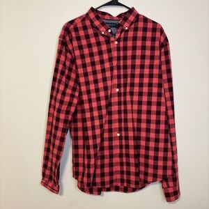 Aeropostale Red and Black Plaid Button Down Shirt